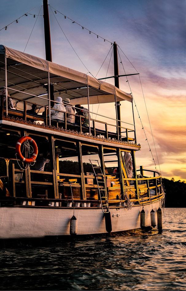 photo 6106965375317642006 y