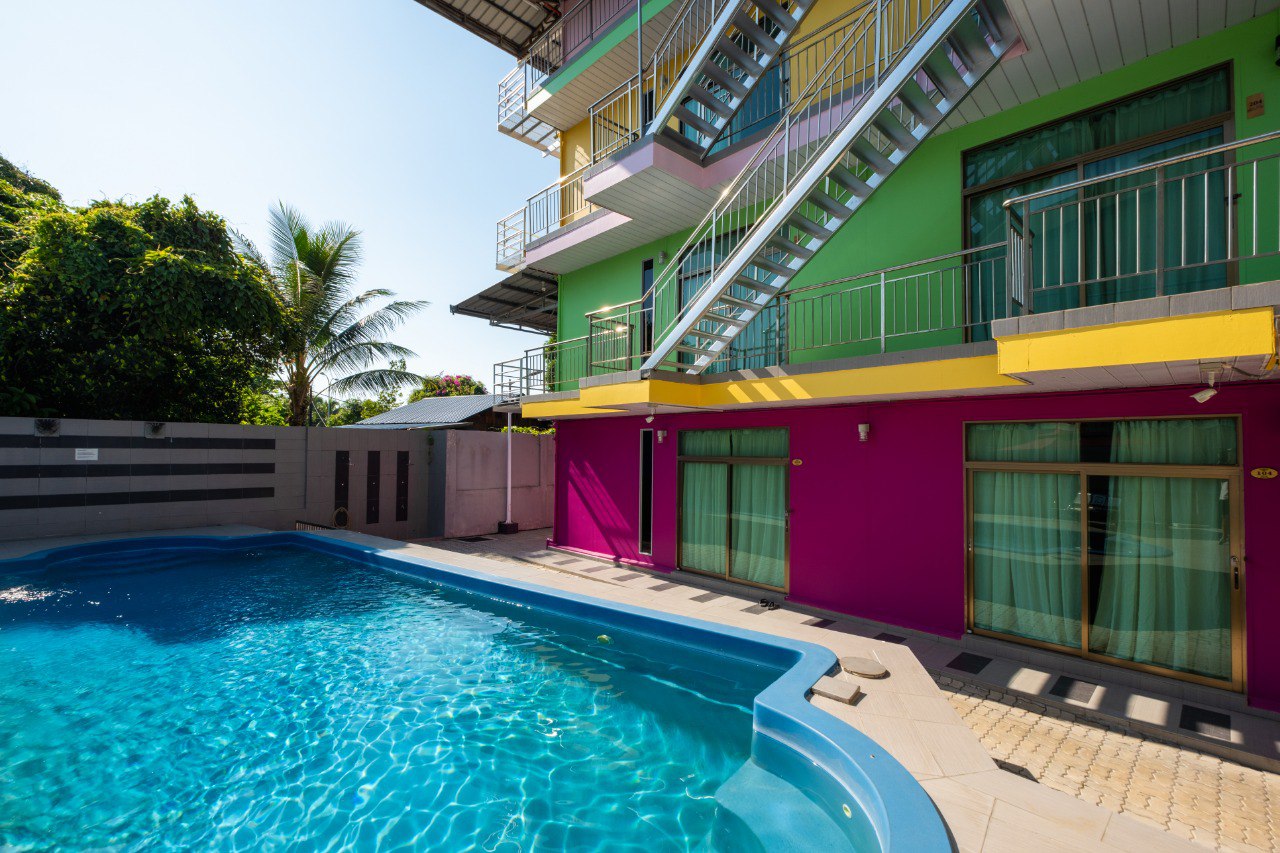 photo 6113816148798716990 y