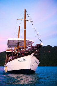 sunset cruise Damai Puteri
